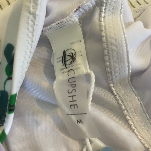 Cupshe swimsuit size M; brand new - Picture 4 of 4